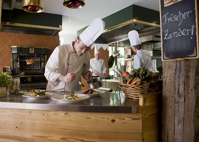 فندق Gut Klostermuehle & Medical Alt Madlitz