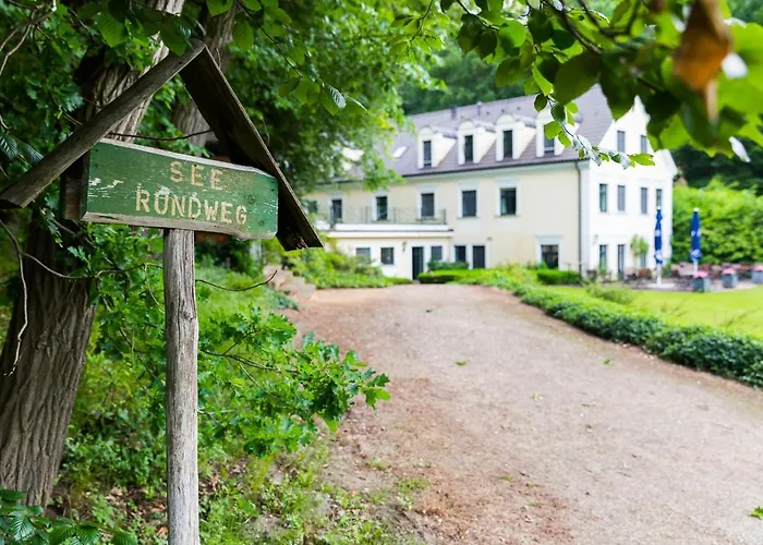 Gut Klostermuehle & Medical 4*